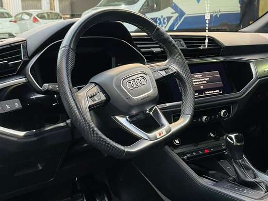 AUDI-Q3-2.0 40 TFSI GASOLINA SPORTBACK PERFORMANCE BLACK QUATTRO TIPTRONIC AUDI-Q3-2023