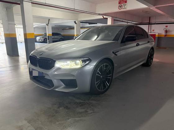 BMW M5 4.4 V8 TWIN POWER M XDRIVE STEPTRONIC