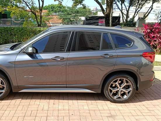 BMW-X1-2017