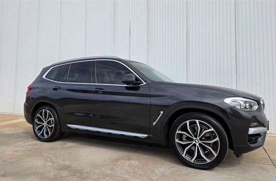 BMW-X3-2021