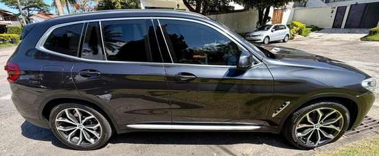 BMW-X3-2021
