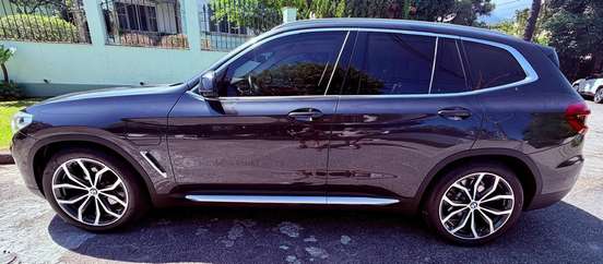 BMW-X3-2021