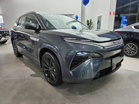 BYD ATTO 8 1.5 TURBO PHEV AWD AUTOMÁTICO
