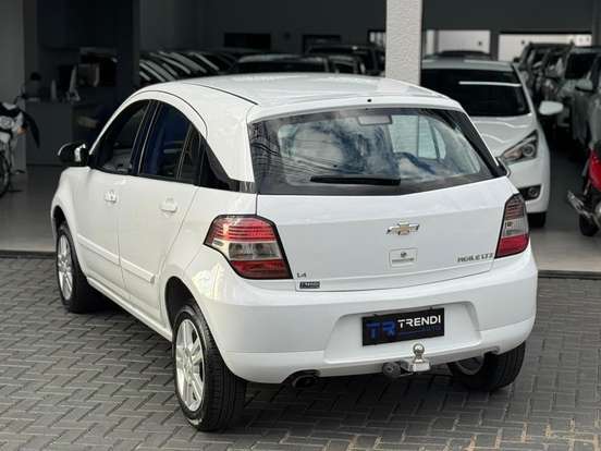 CHEVROLET-AGILE-2012