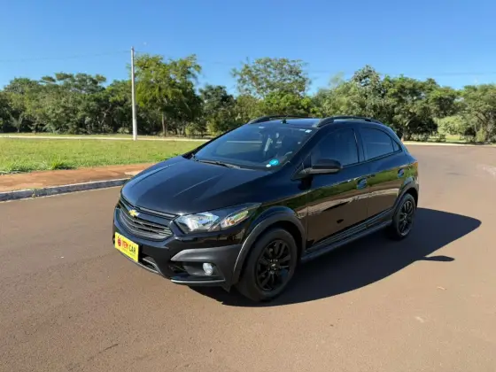 CHEVROLET ONIX 1.4 MPFI ACTIV 8V FLEX 4P AUTOMÁTICO