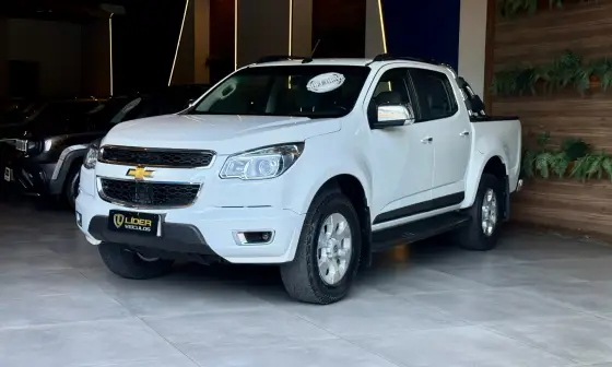 CHEVROLET S10 2.4 LTZ 4X2 CD 8V FLEX 4P MANUAL CHEVROLET S10 2.4 LTZ 4X2 CD 8V FLEX 4P MANUAL