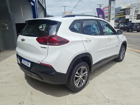 CHEVROLET-TRACKER-2022