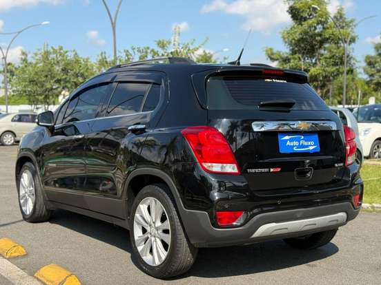 CHEVROLET-TRACKER-2018