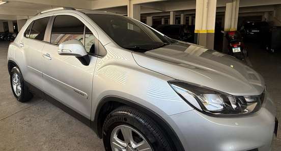 CHEVROLET-TRACKER-2018