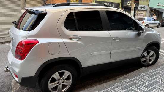 CHEVROLET-TRACKER-2018