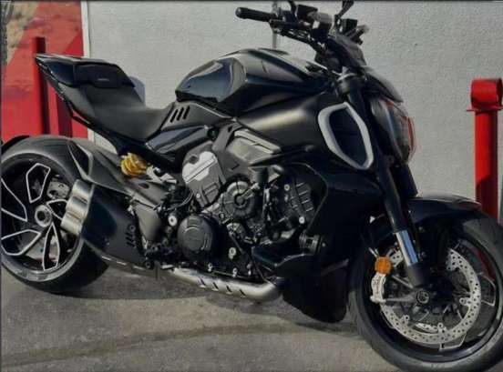DUCATI-DIAVEL V4 DUCATI-DIAVEL V4-2025
