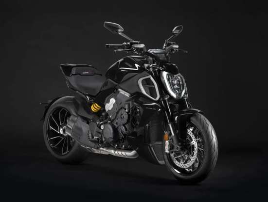 DUCATI-DIAVEL V4-2025