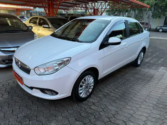 FIAT GRAND SIENA 1.4 MPI ATTRACTIVE 8V FLEX 4P MANUAL
