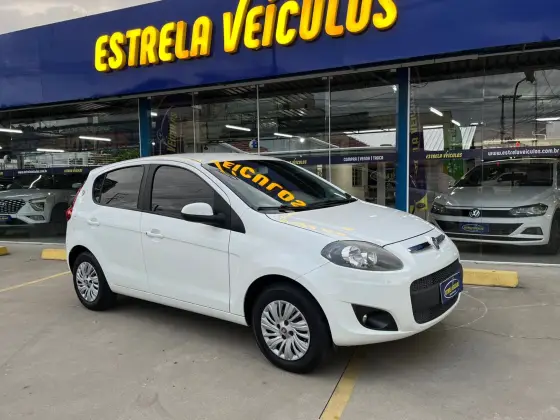 FIAT PALIO 1.4 MPI ATTRACTIVE 8V FLEX 4P MANUAL