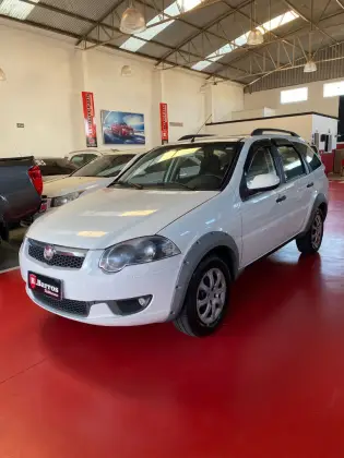 FIAT PALIO 1.6 TREKKING WEEKEND 16V FLEX 4P MANUAL