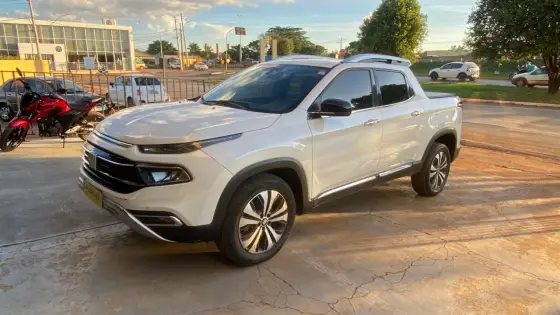 FIAT TORO 2.0 16V TURBO DIESEL VOLCANO 4WD AT9