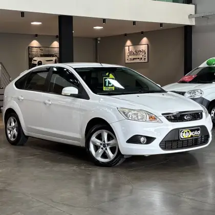 FORD FOCUS 1.6 GLX 16V FLEX 4P MANUAL