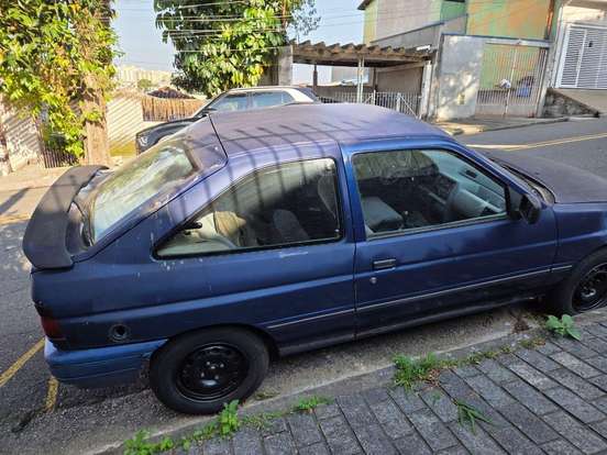 FORD-ESCORT-2.0 I RACER 8V GASOLINA 2P MANUAL FORD-ESCORT-1996