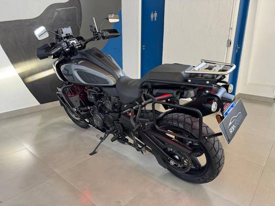 HARLEY-DAVIDSON PAN AMERICA 1250 S 