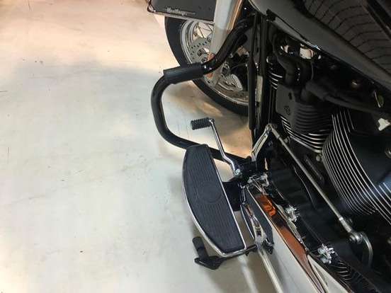 HARLEY-DAVIDSON-SOFTAIL HERITAGE CLASSIC 114-2023