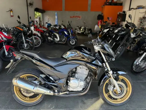 HONDA CB 300R 