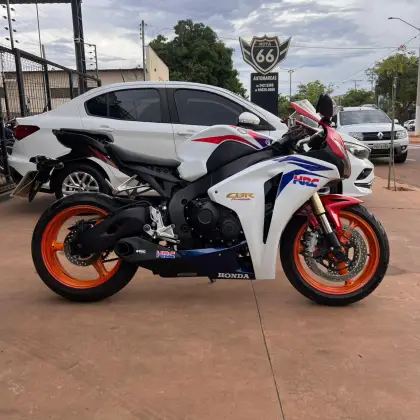 HONDA CBR 1000RR FIREBLADE 