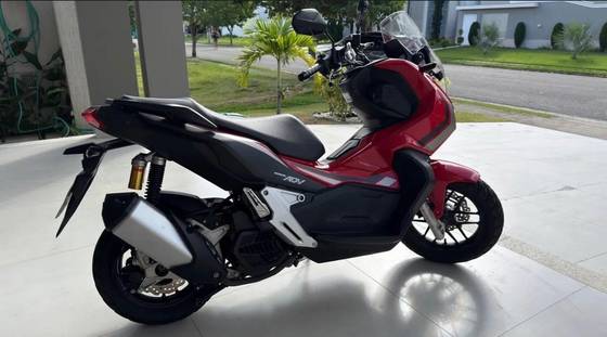 HONDA ADV 
