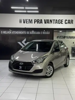 HYUNDAI HB20 1.0 COMFORT PLUS 12V FLEX 4P MANUAL