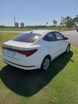 HYUNDAI-HB20S-2023