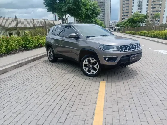 JEEP COMPASS 2.0 16V DIESEL LONGITUDE 4X4 AUTOMÁTICO JEEP COMPASS 2.0 16V DIESEL LONGITUDE 4X4 AUTOMÁTICO