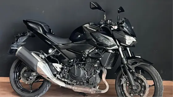 KAWASAKI Z400 