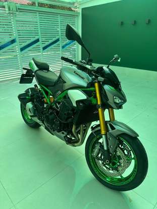 KAWASAKI-Z900 R EDITION-2025