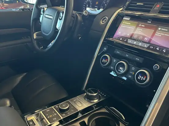LAND ROVER-DISCOVERY-3.0 V6 TD6 DIESEL HSE 4WD AUTOMÁTICO LAND ROVER-DISCOVERY-2019