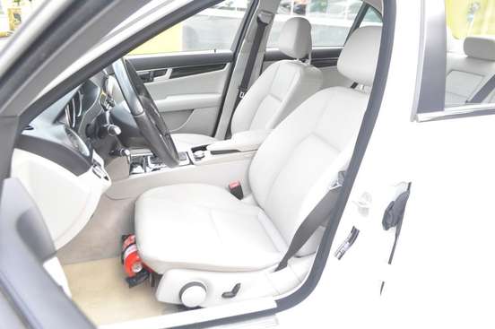 MERCEDES-BENZ-C 180-2012