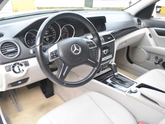 MERCEDES-BENZ-C 180-1.6 CGI SPORT 16V TURBO GASOLINA 4P AUTOMÁTICO MERCEDES-BENZ-C 180-2012