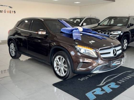 MERCEDES-BENZ GLA 200 1.6 CGI STYLE 16V TURBO GASOLINA 4P AUTOMÁTICO