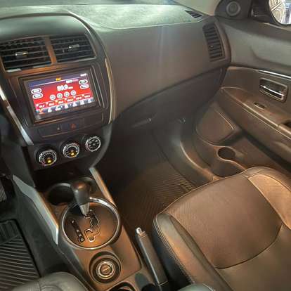 MITSUBISHI-ASX-2017