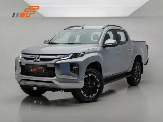 MITSUBISHI L200 TRITON 2.4 16V TURBO DIESEL SPORT HPE CD 4P 4X4 AUTOMÁTICO