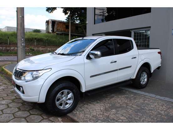 MITSUBISHI-L200 TRITON-2017