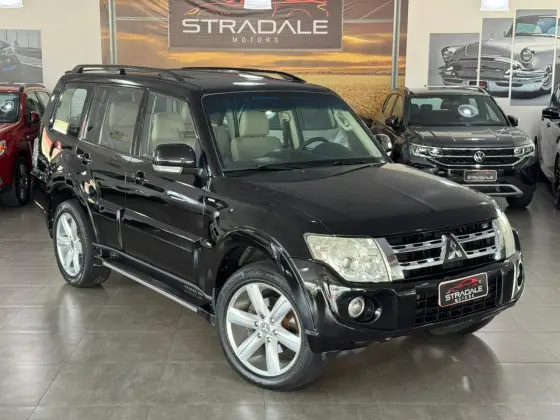 MITSUBISHI PAJERO FULL 3.2 HPE 4X4 16V TURBO INTERCOOLER DIESEL 4P AUTOMÁTICO