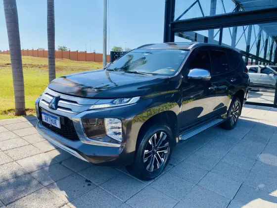 MITSUBISHI PAJERO SPORT 2.4 16V MIVEC TURBO DIESEL HPE AWD AUTOMÁTICO