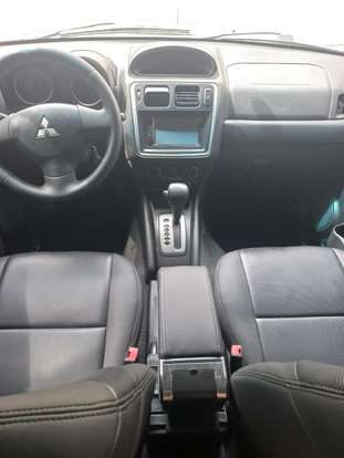 MITSUBISHI-PAJERO TR4-2013