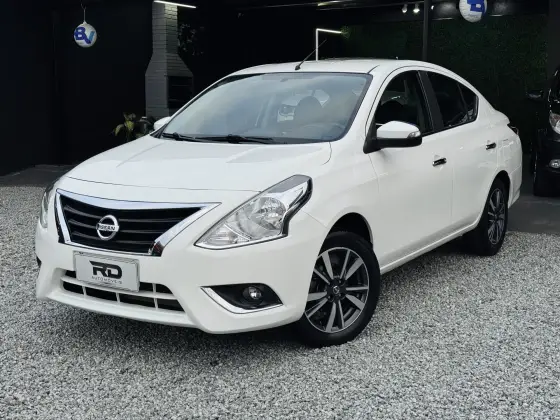 NISSAN VERSA 1.6 16V FLEX SL 4P MANUAL