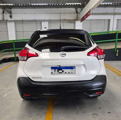 NISSAN-KICKS-2020