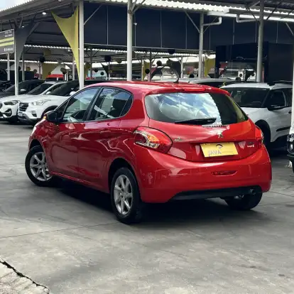 PEUGEOT-208-2014