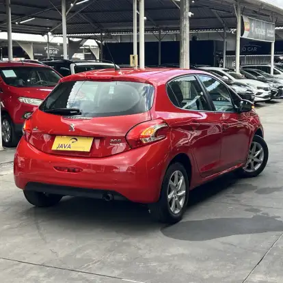 PEUGEOT-208-2014