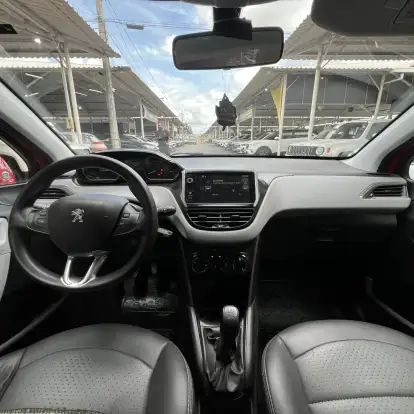 PEUGEOT-208-2014