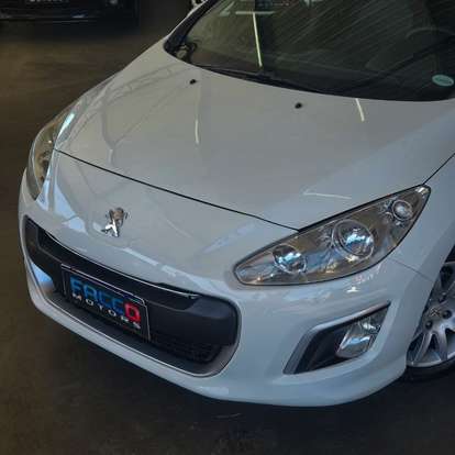 PEUGEOT-308-2012
