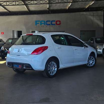 PEUGEOT-308-2012