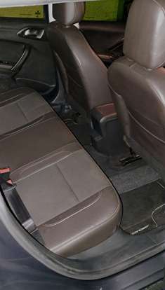 PEUGEOT-2008-2020